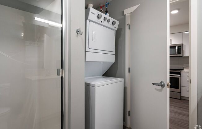 Studio, 1 bath, 424 sqft, $2,022