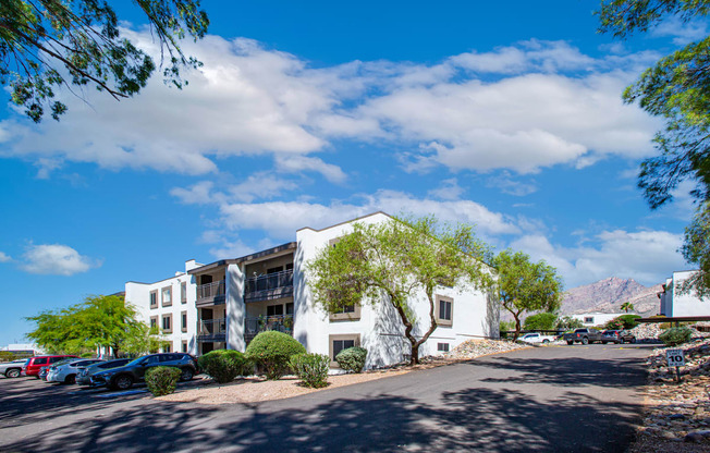 Community Parking Lot at Sunrise Ridge Apartments in Tucson AZ