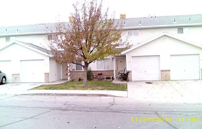 3 beds, 1.5 baths, $2,000