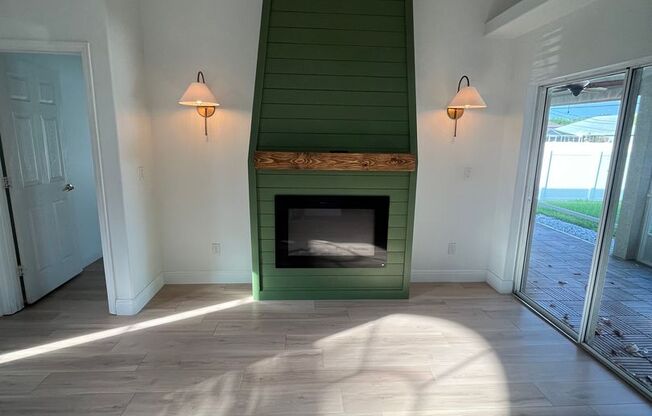Convenient 3/2/2 PSL Home with Backyard Oasis!