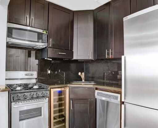 1 bed, 1 bath, $3,695, Unit 4D