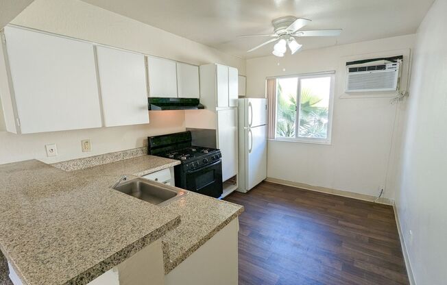 1 bed, 1 bath, 600 sqft, $1,195, Unit Unit 21