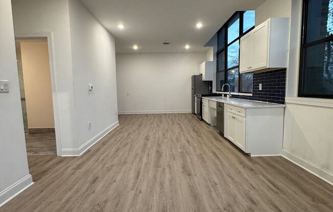 1 bed, 1 bath, 620 sqft, $1,125, Unit 214