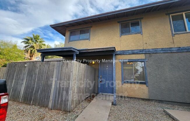 286 W Palomino Dr