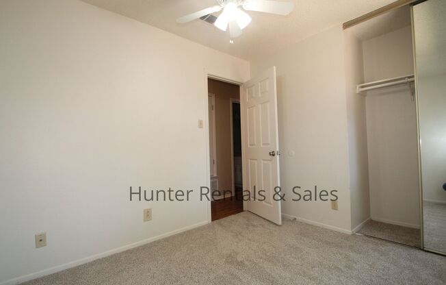 3 beds, 2 baths, $1,150