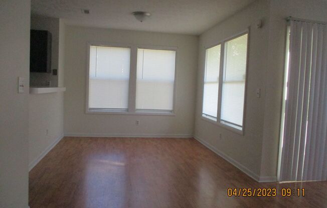 1014-4 Woodcreek Drive~Fayetteville NC