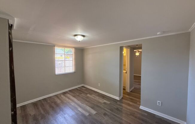 2-Bedroom Duplex!