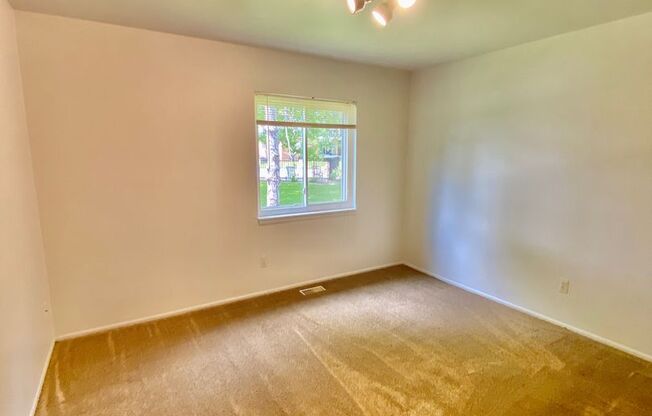 1 bed, 1 bath, 750 sqft, $1,145, Unit 504