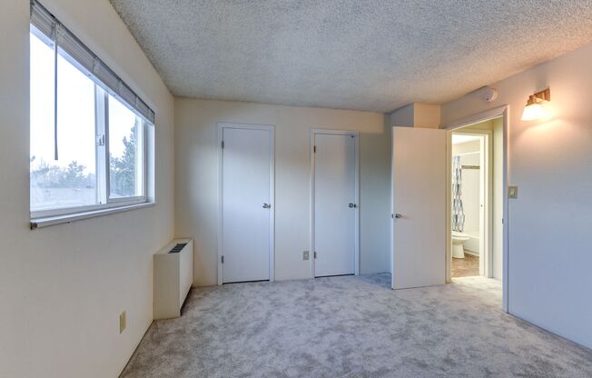 3161 Madison Ave Q423