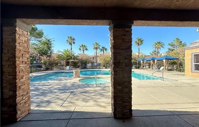 1 bed, 1 bath, $1,250, Unit #2007