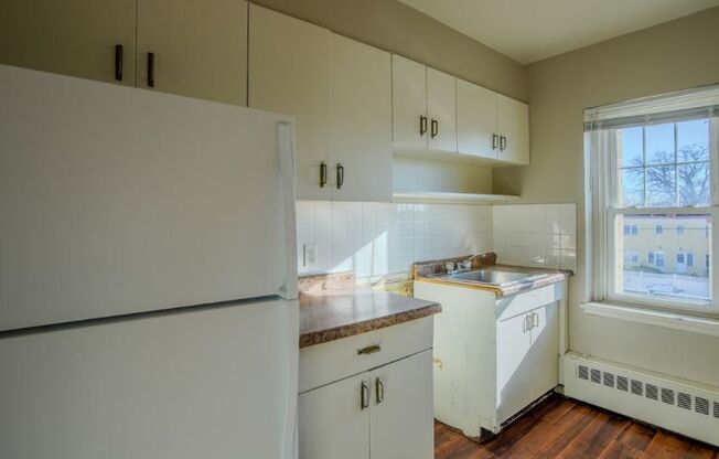 1 bed, 1 bath, 598 sqft, $1,050, Unit 202
