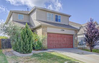 **TWO WEEKS FREE RENT!!** Beautiful 3-Bedroom Home with Bonus Game Room Near Downtown & Airport!