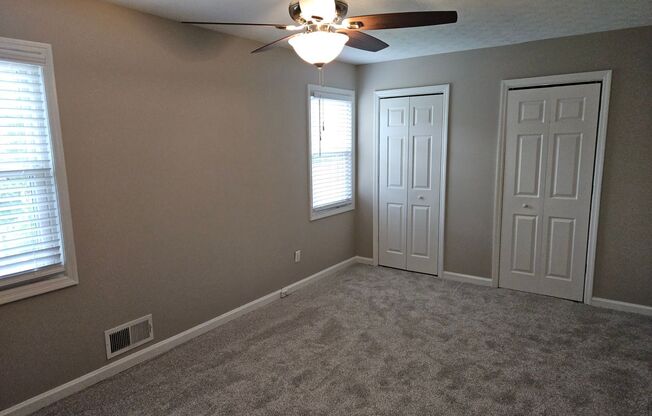 Renovated Brick Townhome in Smyrna