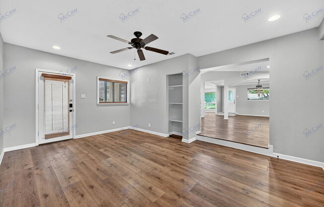 3827 CLUBWAY LN