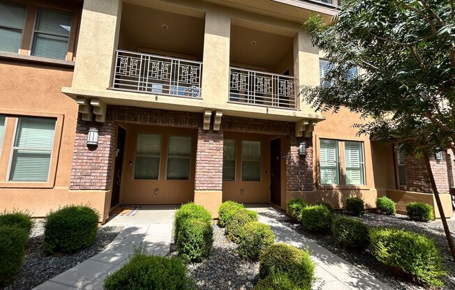 ✨ Absolutely Stunning Gated Condo ✨