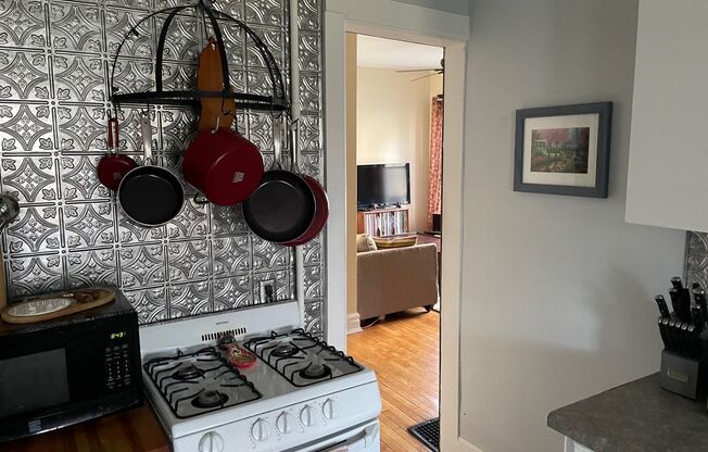 1 bed, 1 bath, $1,475, Unit #2