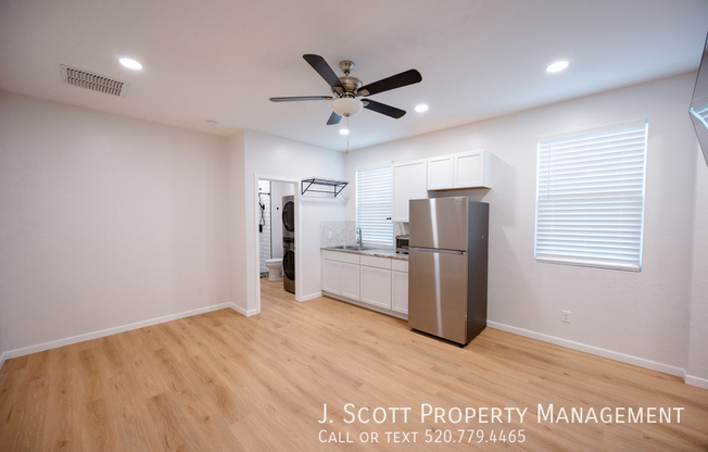 1270 W CARLSBAD