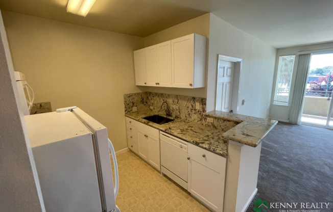 2 beds, 2 baths, $3,250