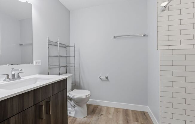 Studio, 1 bath, 360 sqft, $1,650, Unit 209