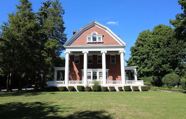 1340 East Ave
