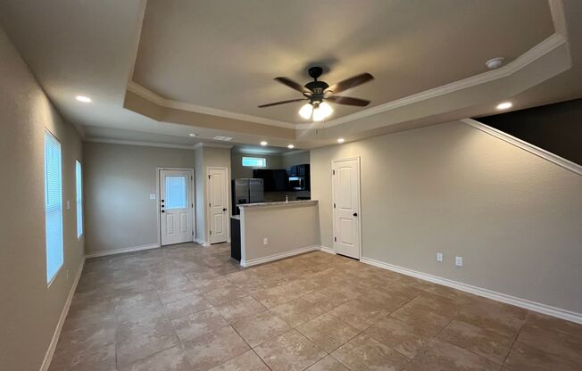 3 beds, 2.5 baths, $1,495