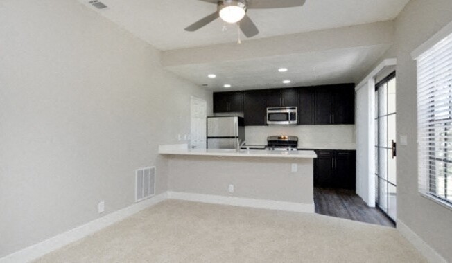 Westcreek Apartments Living Kitchen