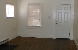 2 beds, 1 bath, $1,299