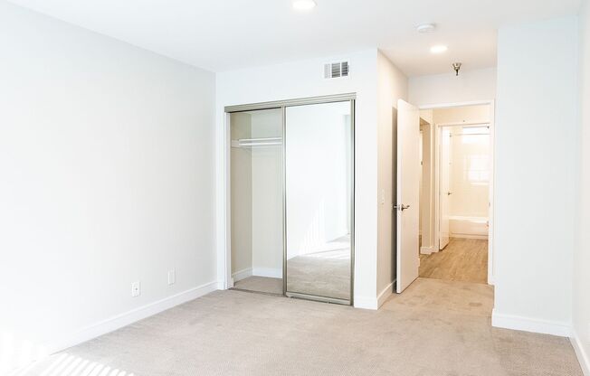 1 bed, 1 bath, 850 sqft, $2,398, Unit 205