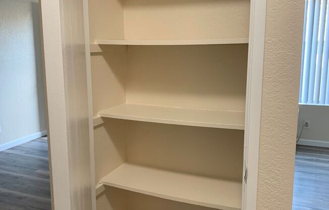 1 bed, 1 bath, 620 sqft, $1,250, Unit 3260 D