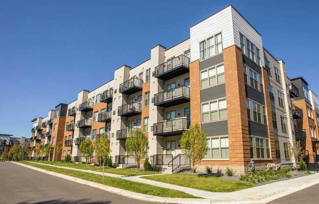 WELCOME HOME TO GRAND CENTRAL FLATS!