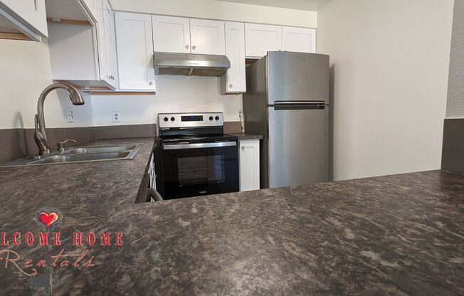 2 beds, 1 bath, 852 sqft, $1,990, Unit 1324-A