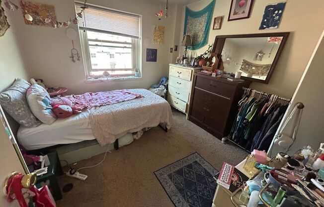 1 bed, 1 bath, $905, Unit 404