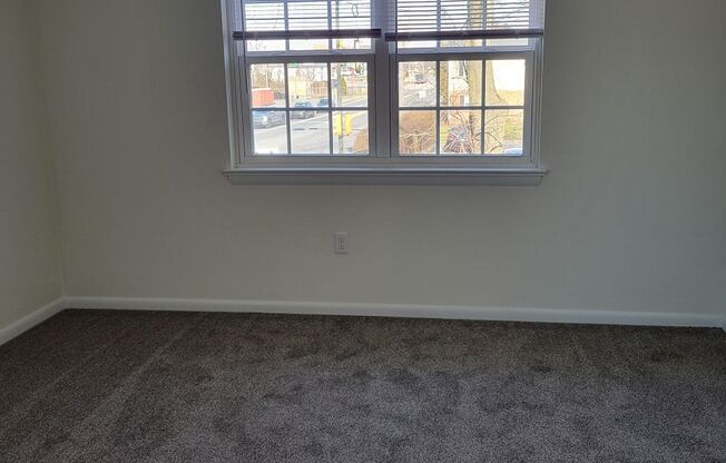 1 bed, 1 bath, 682 sqft, $1,280, Unit GL27003