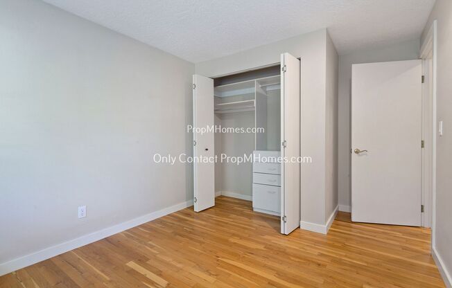 2 beds, 1 bath, $2,499