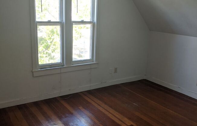 1 bed, 1 bath, $1,800, Unit 4