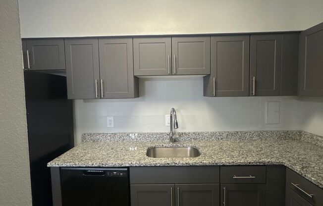 1 bed, 1 bath, 800 sqft, $1,725, Unit 3355 #104