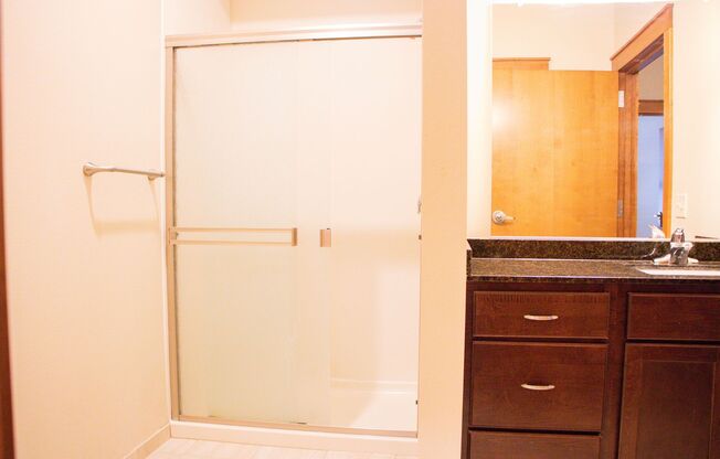 1 bed, 1 bath, $1,325, Unit 312