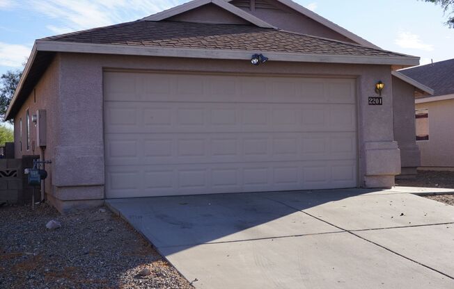 3 beds, 2 baths, $1,675