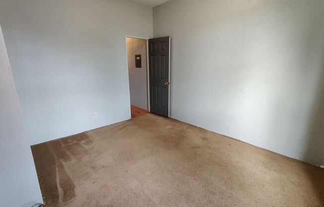 2 beds, 2 baths, $1,195, Unit Apt. 1