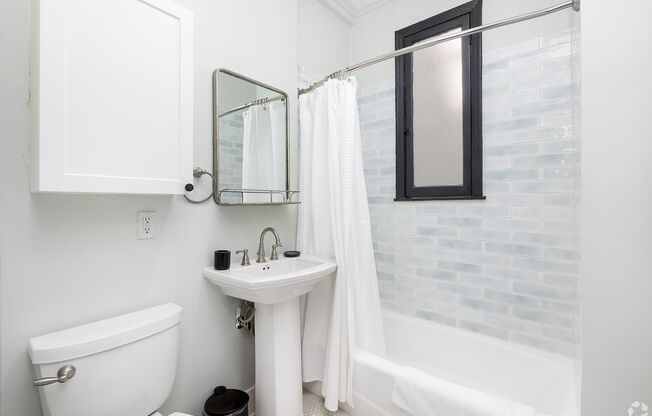 1 bed, 1 bath, 650 sqft, $2,500, Unit 103