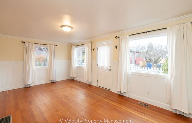 Charming Westside Cottage