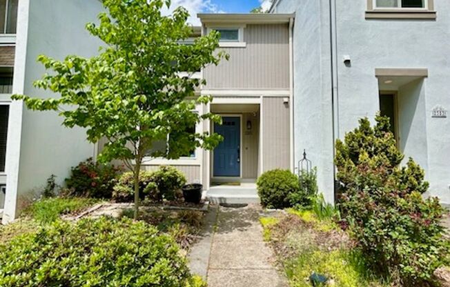 Welcome to this Lovely Home in Reston, VA!