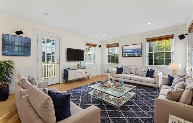 38 CABOT ST