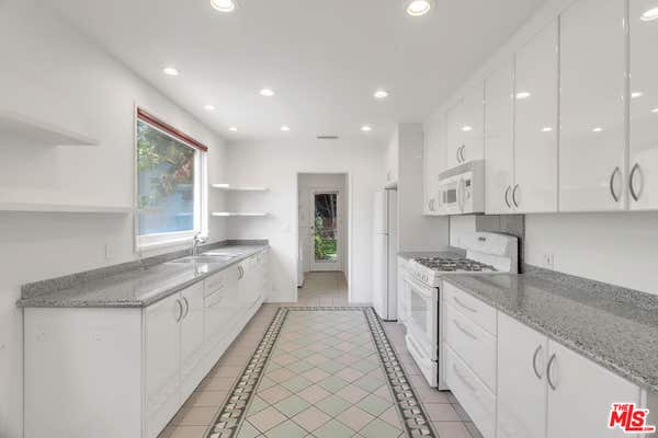 1107 S ALFRED ST