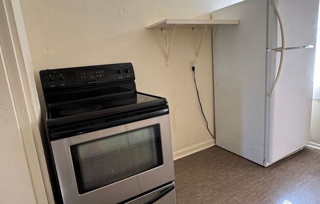 2 beds, 1 bath, $600