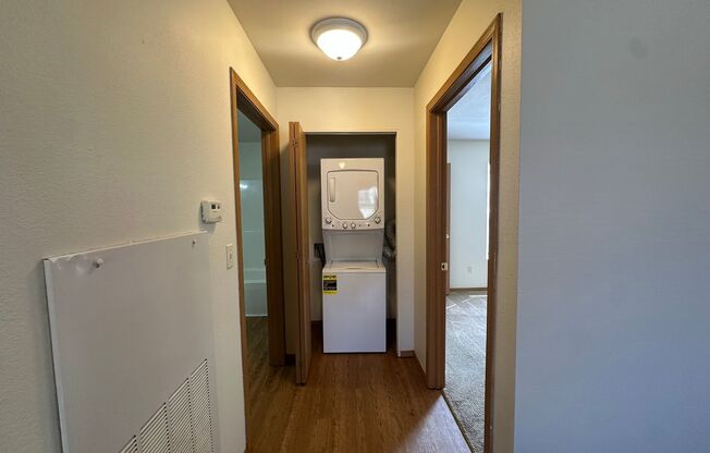 1 bed, 1 bath, 600 sqft, $975, Unit 02 #10