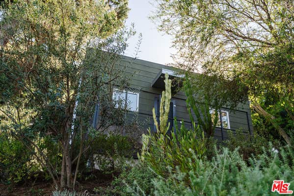 2300 BAXTER ST