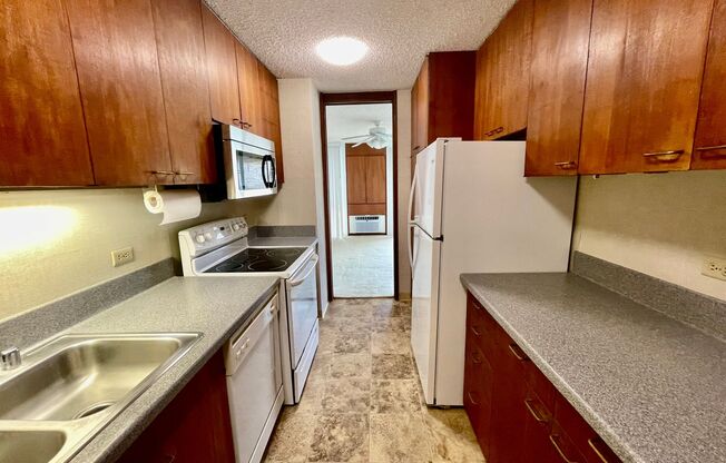 1 bed, 1 bath, $2,550, Unit # 506