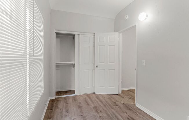 2 beds, 1 bath, 552 sqft, $1,895, Unit 726-03