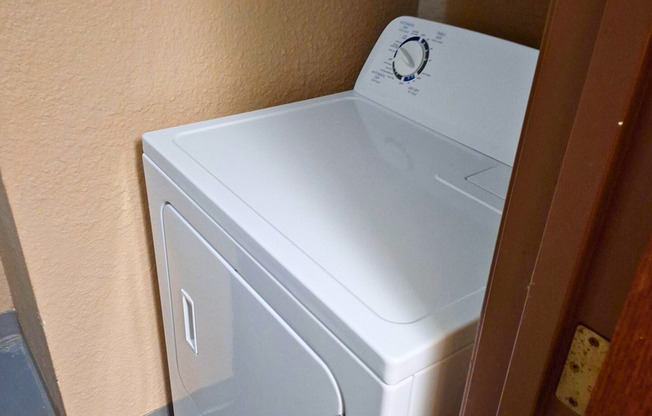 2 beds, 1.5 baths, 760 sqft, $950, Unit PU400X-016